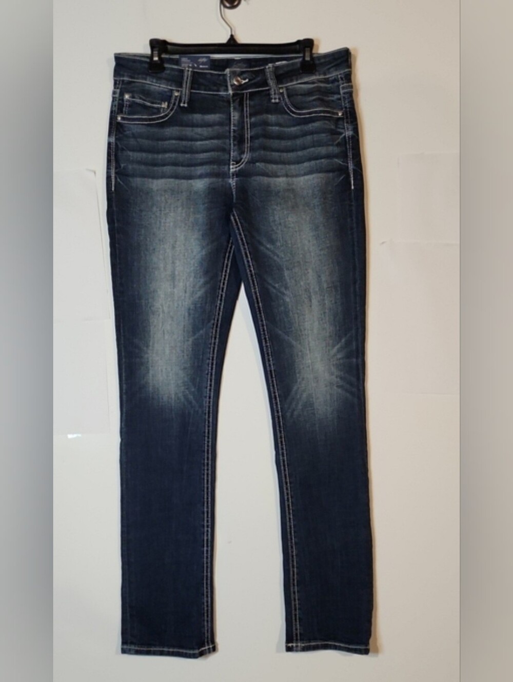 Daytrip Virgo Straight Jeans NWT Size 30 X 33